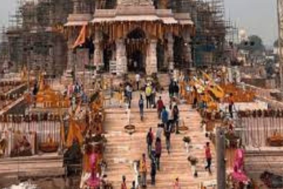 अयोध्या में बनेंगे 13 और नए मंदिर, मां सीता से हनुमान तक होंगे विराजमान